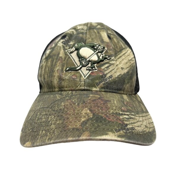 Pittsburgh Penguins Camo Hunting Hockey Fitted Baseball Hat Cap Zephyr NHL Logo - Picture 1 of 10